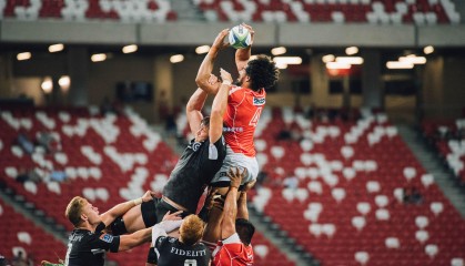 姆巴佩深情祝贺登贝莱斩获殊荣，兄弟，你的价值远超千倍赞誉